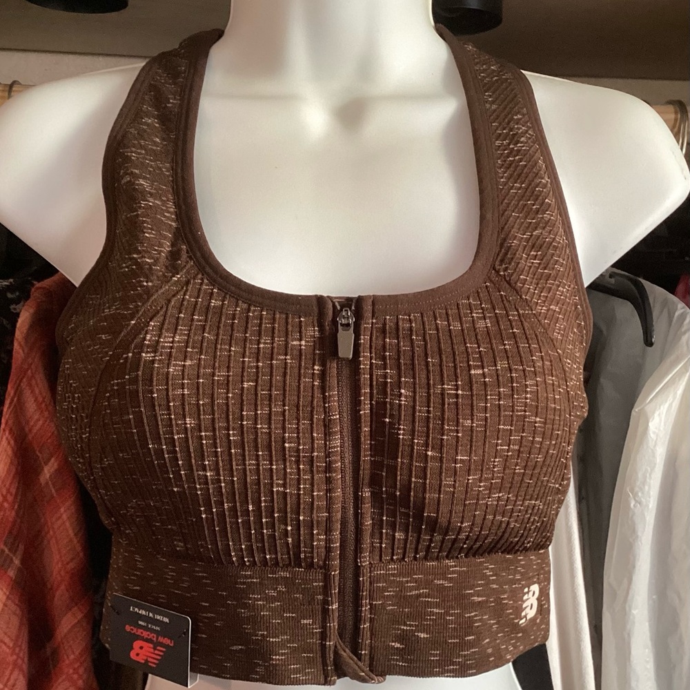 NWT New Balance Sport Bra, size Large